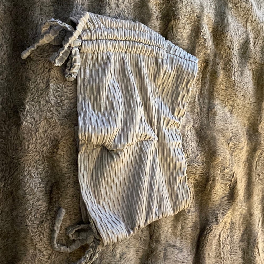 Athletic shorts